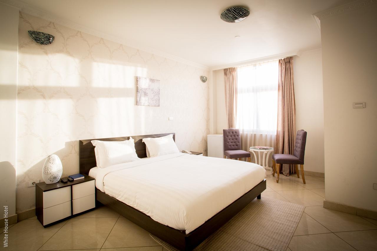 White House Addis Hotel Bagian luar foto