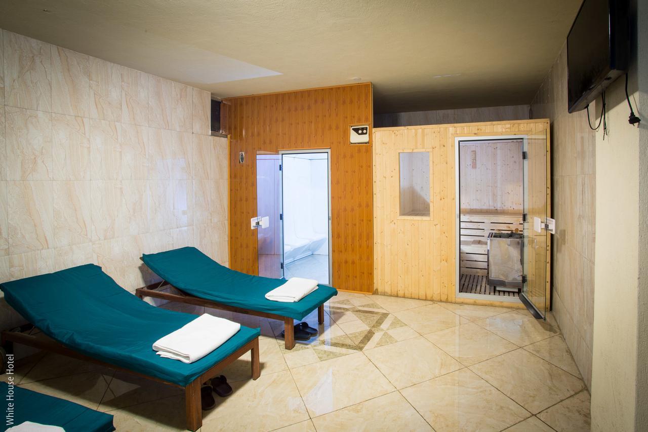 White House Addis Hotel Bagian luar foto