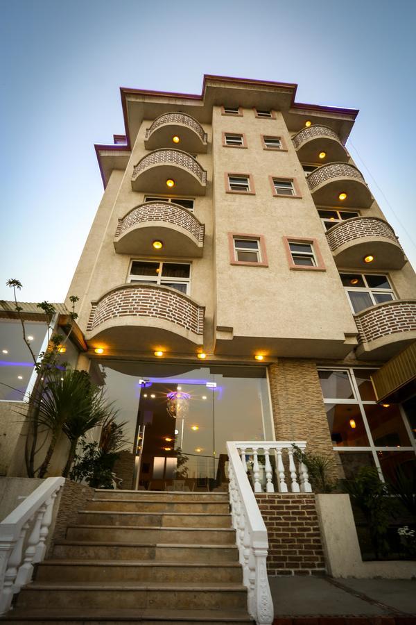 White House Addis Hotel Bagian luar foto